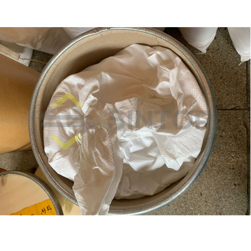 Sodium molybdate